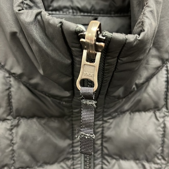 The North Face Black Thermoball ECO Primaloft Quilted Jacket XS Lightweight - Picture 4 of 10